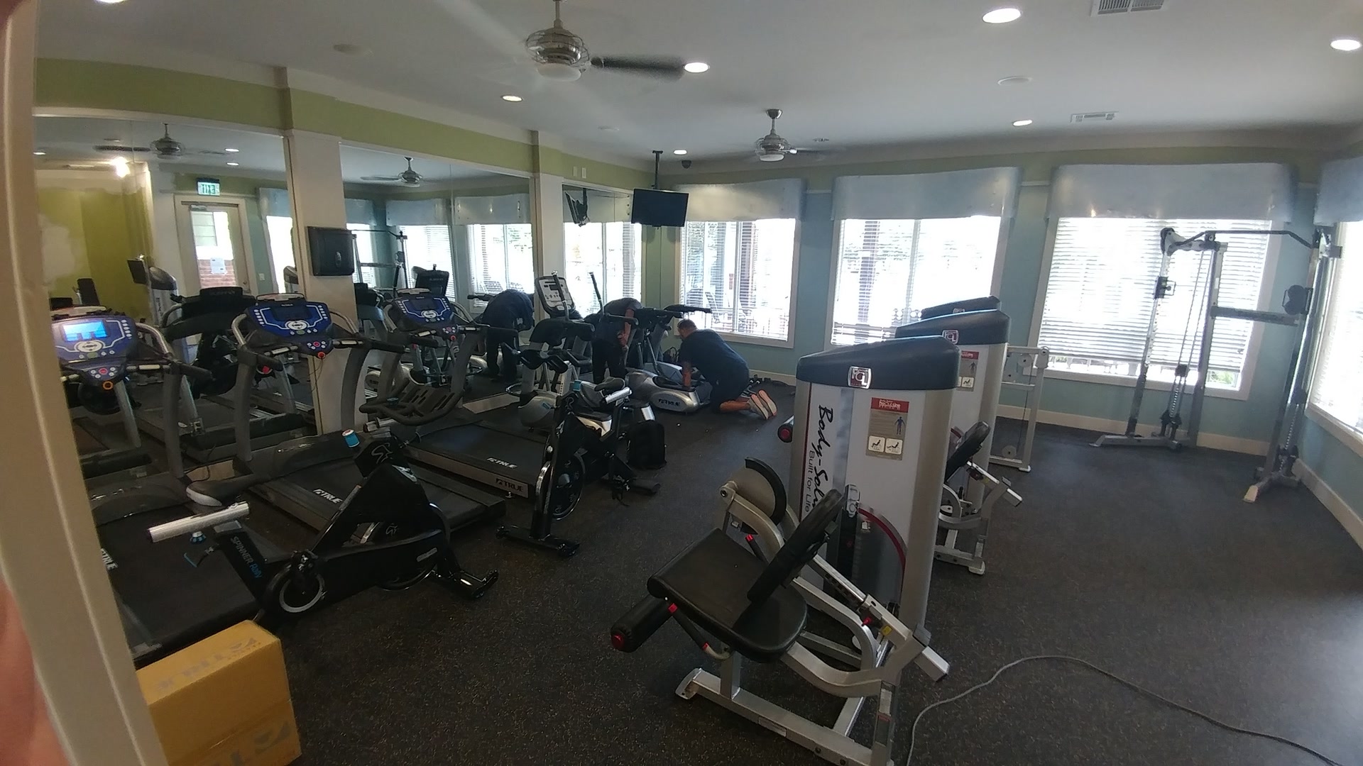 Fitness equipment service area