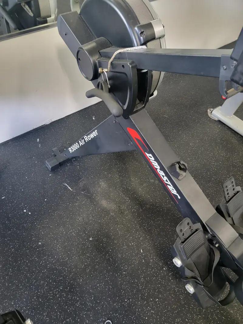 Dynmaster R3000 Air Rower repair and chain lubrication service